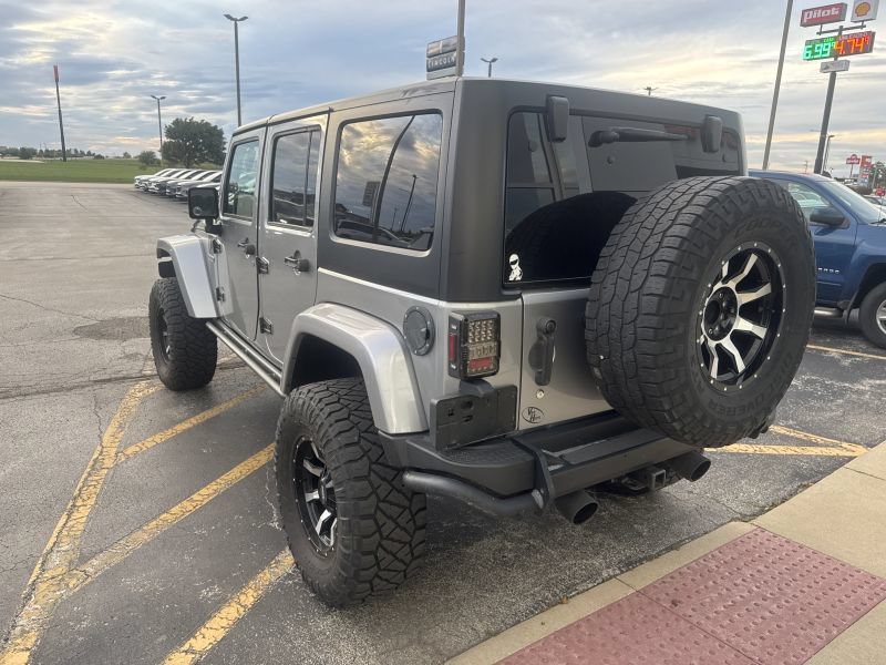 Used 2018 Jeep Wrangler Unlimited Sport AWD/4WD image 3