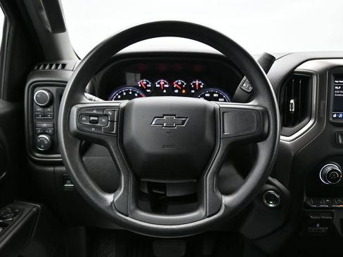 Used 2024 Chevrolet Silverado 1500 Custom Trail Boss w/ Turbomax Blackout Package AWD/4WD image 16