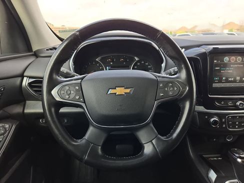 Used 2018 Chevrolet Traverse Premier w/ Driver Confidence II Package FWD image 23