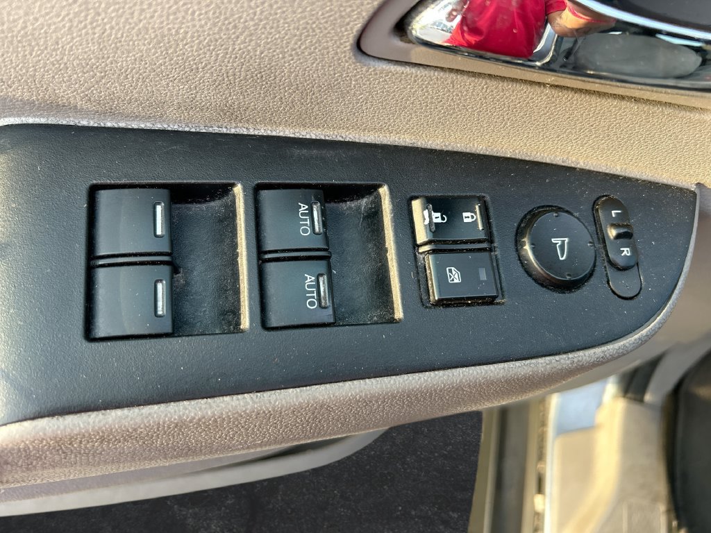 Used 2014 Honda Odyssey EX image 13
