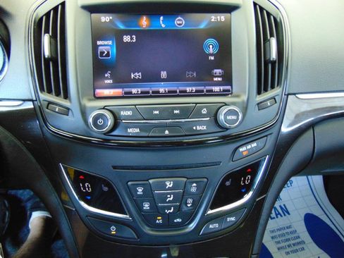 Used 2015 Buick Regal FWD image 13