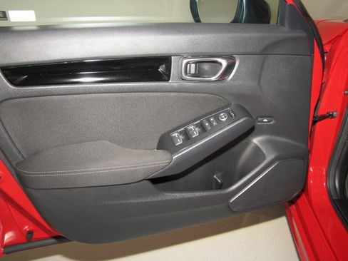 Used 2025 Honda Civic Sport Touring image 10