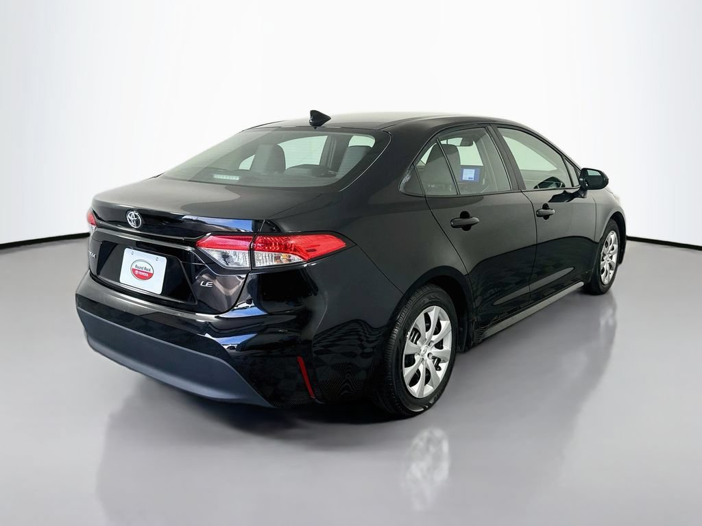 Certified 2025 Toyota Corolla LE FWD image 5