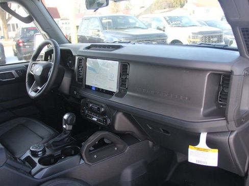 New 2026 Ford Bronco Badlands AWD/4WD image 23