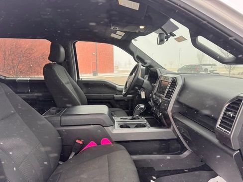 Used 2015 Ford F150 XLT w/ Equipment Group 302A Luxury image 22