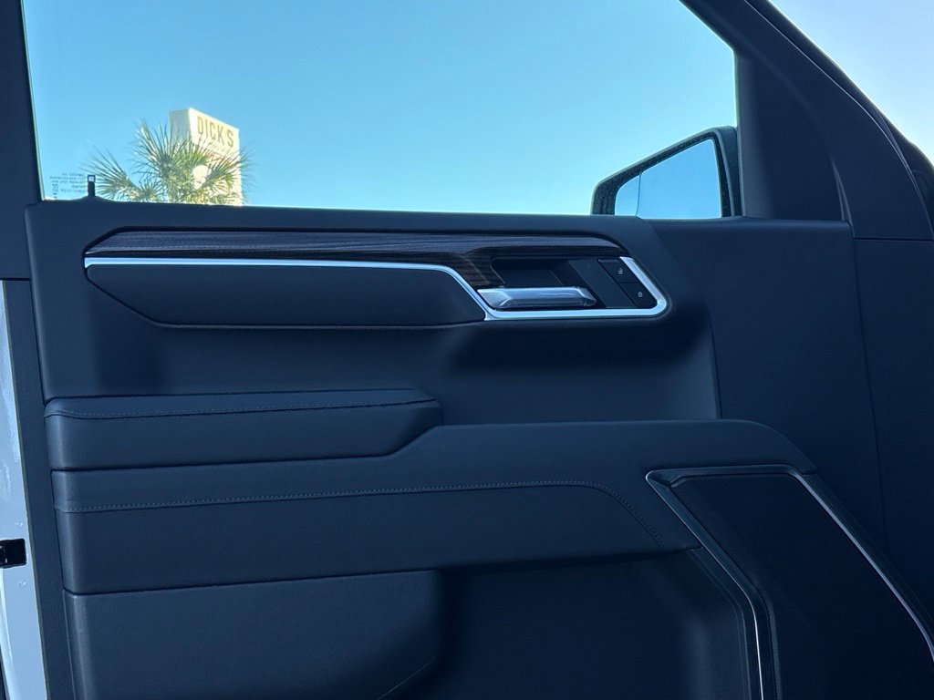 New 2026 Chevrolet Silverado 1500 RST w/ RST Select Package RWD image 4