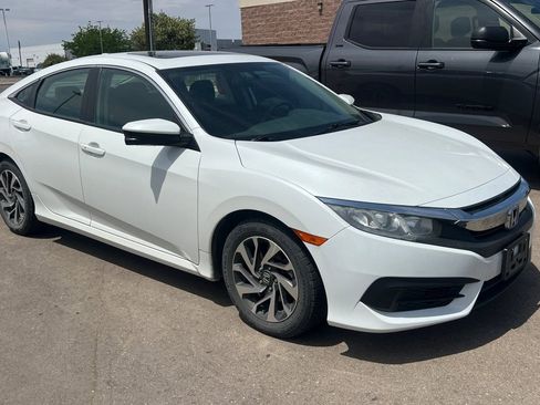 Used 2018 Honda Civic EX image 2