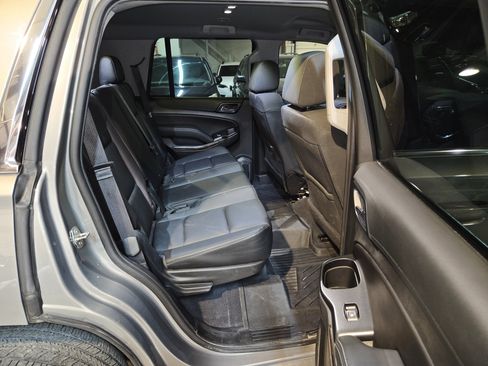 Used 2019 Chevrolet Tahoe 4WD w/ Enhanced Driver Alert Package image 24