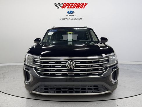 Certified 2025 Volkswagen Atlas SEL image 3