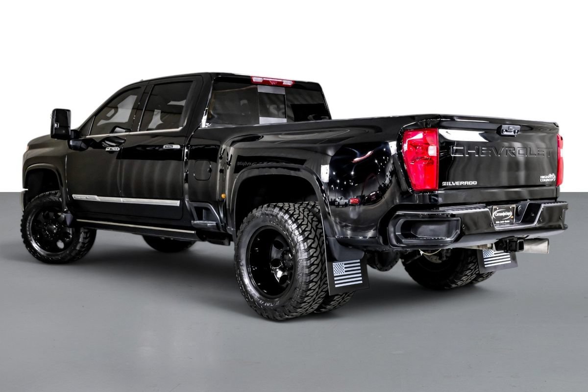 Used 2025 Chevrolet Silverado 3500 High Country w/ High Country Premium Package AWD/4WD image 11