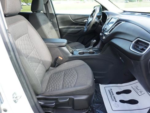 Used 2021 Chevrolet Equinox LT AWD/4WD image 23