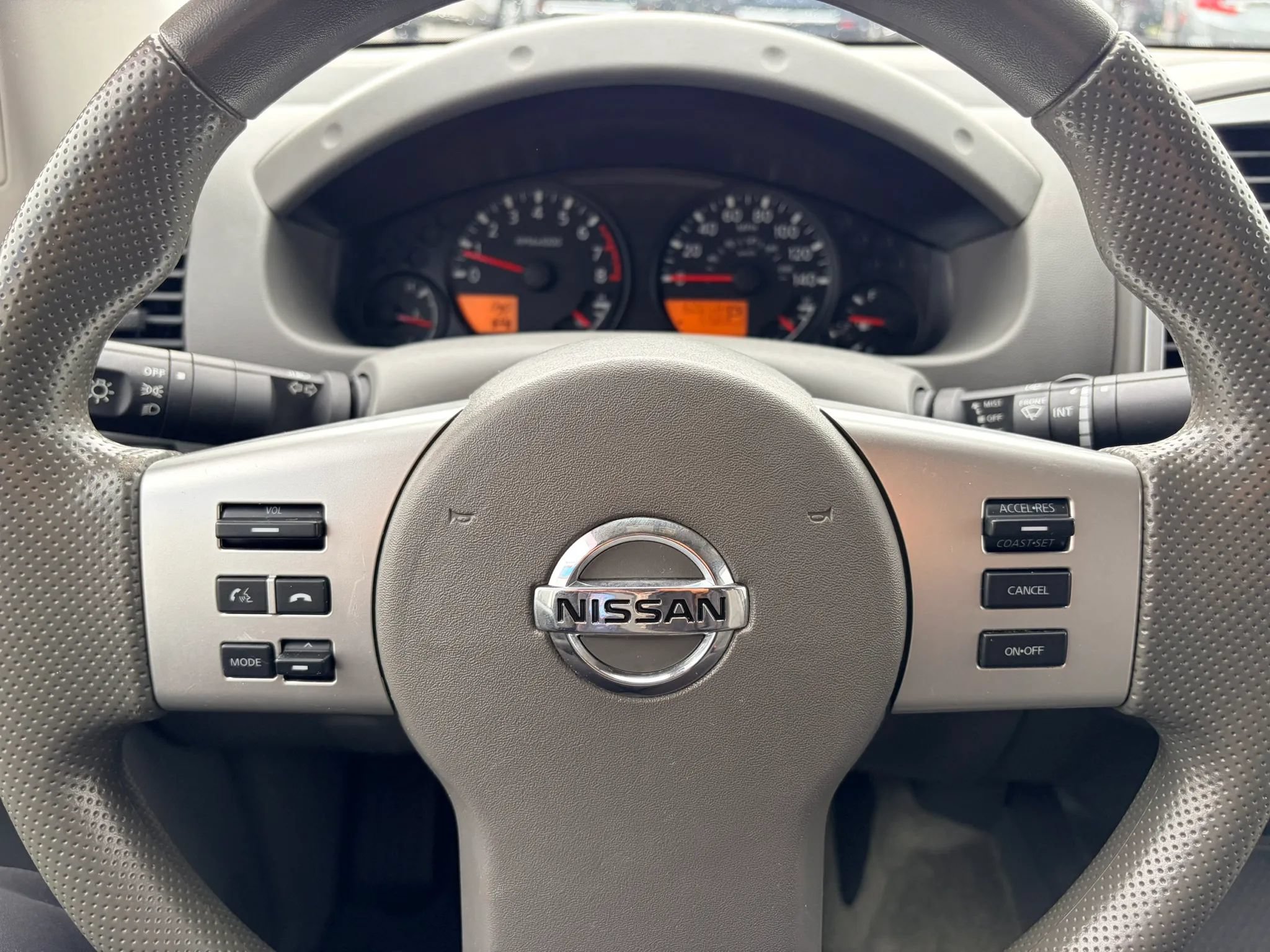 Used 2016 Nissan Frontier SV AWD/4WD image 14