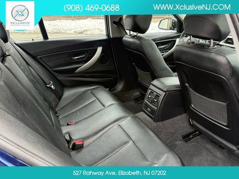 Used 2018 BMW 320i xDrive Sedan w/ Premium Package image 25