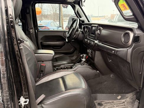 Used 2020 Jeep Gladiator Sport w/ Quick Order Package 24S image 12