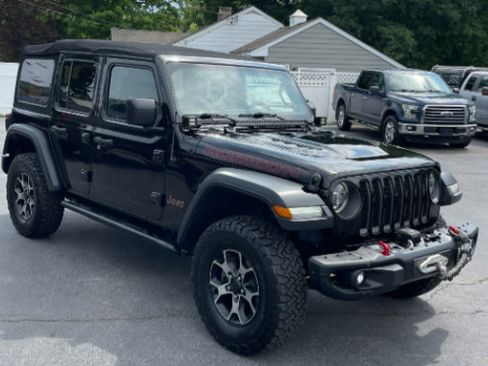 Used 2018 Jeep Wrangler Unlimited Rubicon w/ Steel Bumper Group AWD/4WD image 3