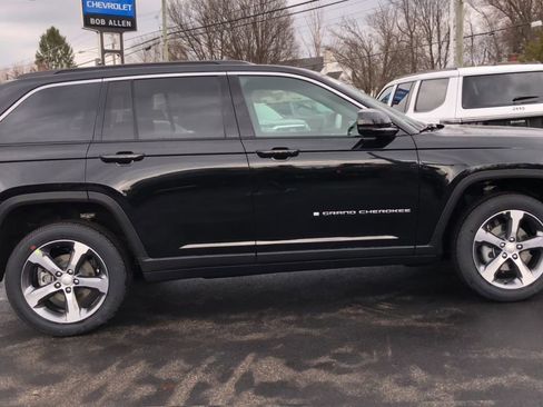 New 2026 Jeep Grand Cherokee Limited image 9