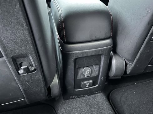 Used 2019 Dodge Journey GT w/ Driver Convenience Group image 14