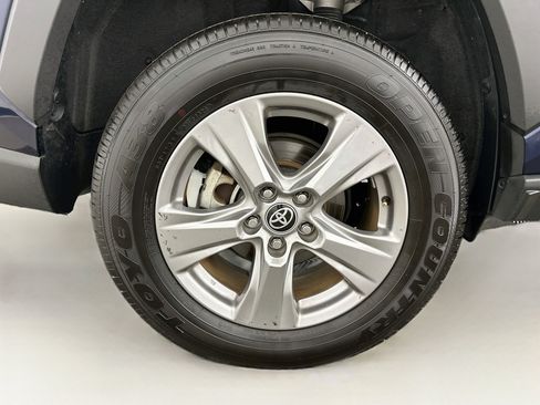 Used 2024 Toyota RAV4 XLE w/ Convenience Package AWD/4WD image 37