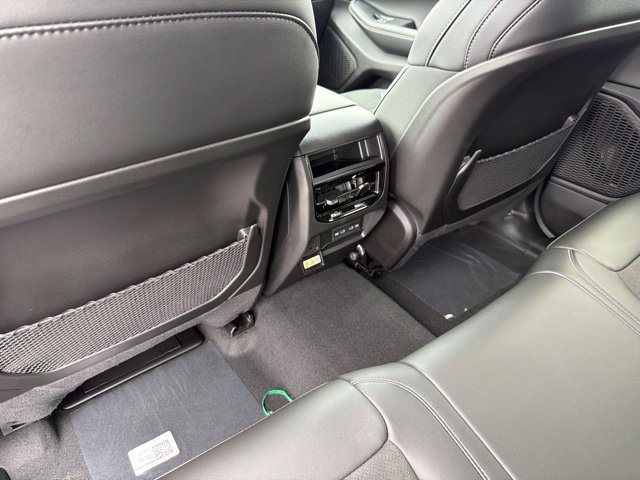 New 2026 Jeep Grand Cherokee Altitude AWD/4WD image 8