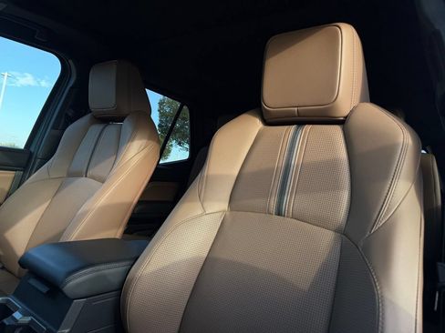 Certified 2026 Toyota 4Runner Limited AWD/4WD image 10