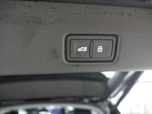 New 2025 Audi Q5 Premium Plus image 24