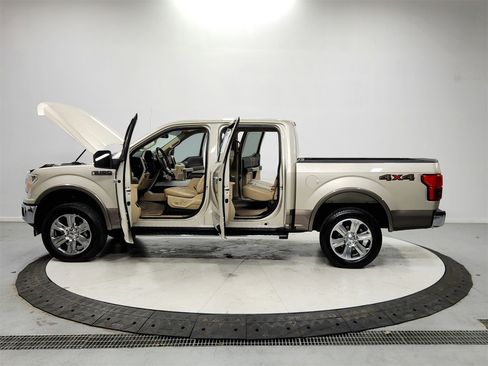 Used 2018 Ford F150 Lariat image 12