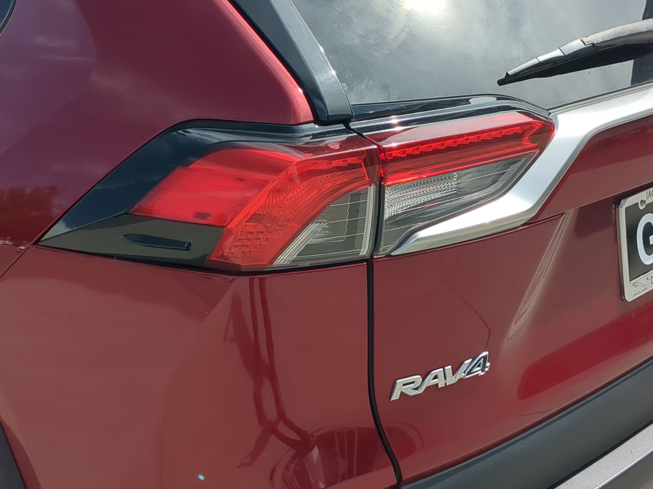 Used 2021 Toyota RAV4 Limited AWD/4WD image 11