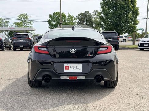Used 2023 Toyota GR86 Premium w/ ALL Weather Mat Package (TMS) image 22