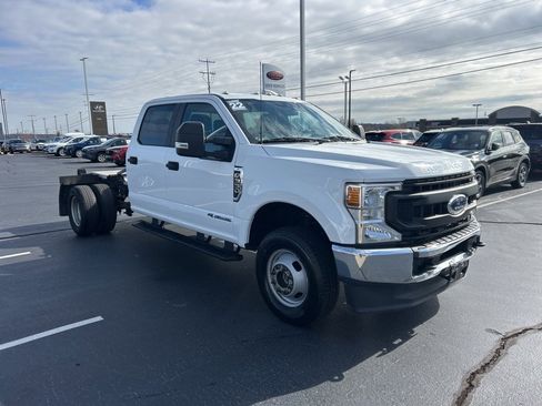 Used 2022 Ford F350 XL w/ Power Equipment Group image 23