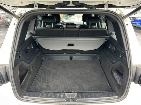 Used 2021 Mercedes-Benz GLB 250 4MATIC image 30