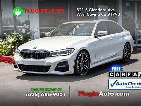 Used 2020 BMW 330i Sedan w/ M Sport Package RWD image 1