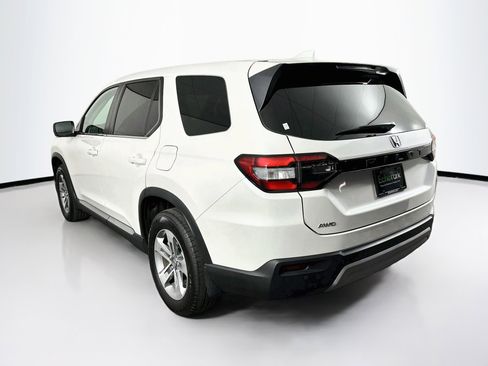 Used 2025 Honda Pilot EX-L image 5