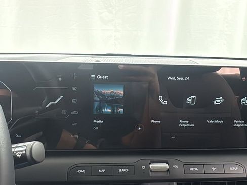 New 2025 Kia K4 EX image 22