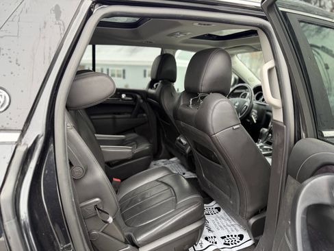 Used 2015 Buick Enclave Leather image 18