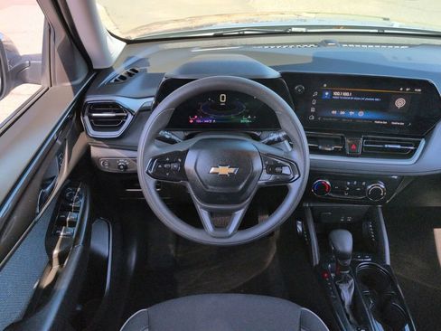 Certified 2025 Chevrolet TrailBlazer LT AWD/4WD image 12