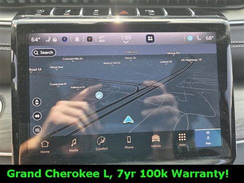 Certified 2024 Jeep Grand Cherokee L Limited w/ Luxury Tech Group II image 25