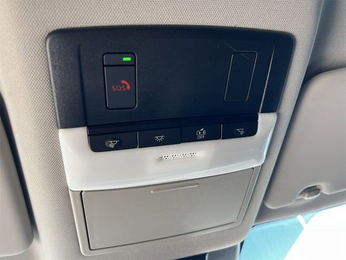 Certified 2023 Nissan Rogue SV image 19