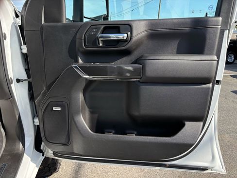 Used 2022 GMC Sierra 2500 AT4 w/ AT4 Premium Plus Package image 37