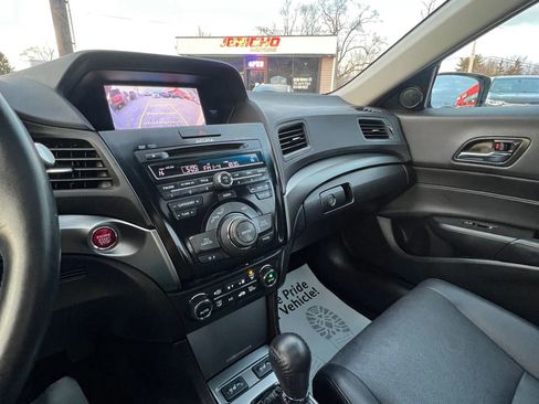 Used 2013 Acura ILX w/ Technology Package image 18