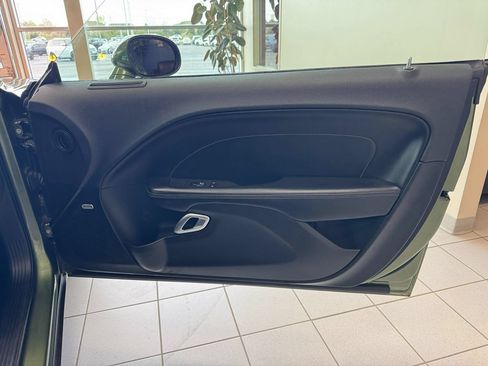 Used 2018 Dodge Challenger GT w/ Blacktop Package AWD/4WD image 18