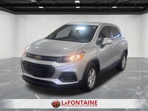 Used 2020 Chevrolet Trax LS w/ Tint and Cruise Package image 1