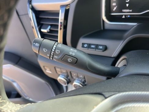 Used 2024 GMC Sierra 2500 Denali w/ Denali Reserve Package image 27