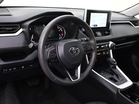 Used 2024 Toyota RAV4 XLE w/ Convenience Package AWD/4WD image 11