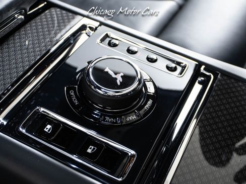 Used 2024 Rolls-Royce Ghost Black Badge image 39