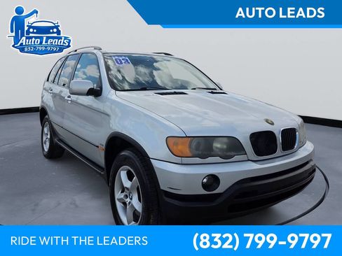 Used 2003 BMW X5 3.0i image 1