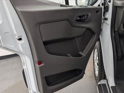 Used 2025 Ford Transit 250 Low Roof w/ Exterior Upgrade Package RWD image 13