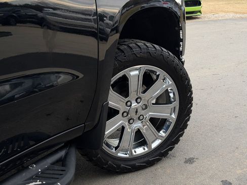 Used 2019 Chevrolet Silverado 1500 Custom Trail Boss image 25