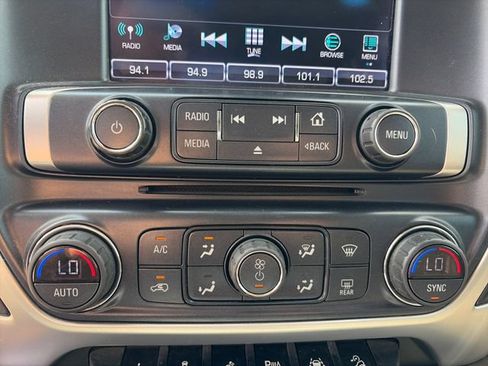 Used 2018 GMC Sierra 1500 SLT AWD/4WD image 19