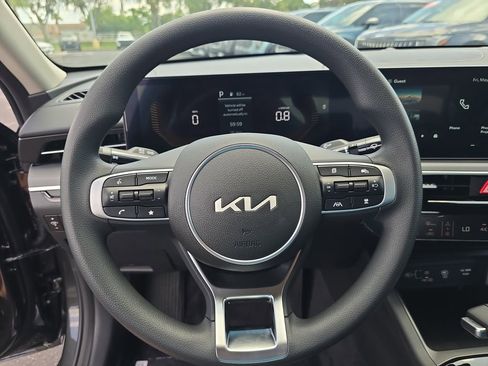 New 2026 Kia K5 LXS FWD image 28