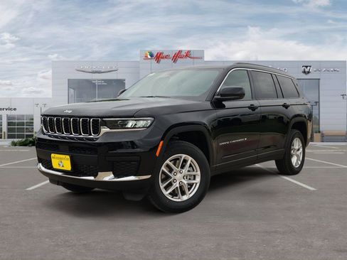 New 2026 Jeep Grand Cherokee L Laredo RWD image 1